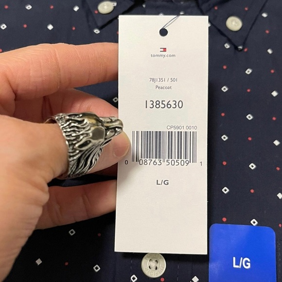 NWT Men's Large Tommy Hilfiger Short Sleeve Button Down Diamond Print Shirt Navy - Picture 2 of 7